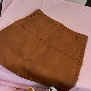 Leather brown skirt🤎